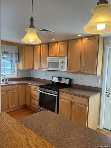 10 Overlook Avenue Beacon NY 12508