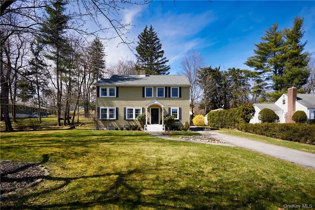 49 Maple Avenue Warwick NY 10990
