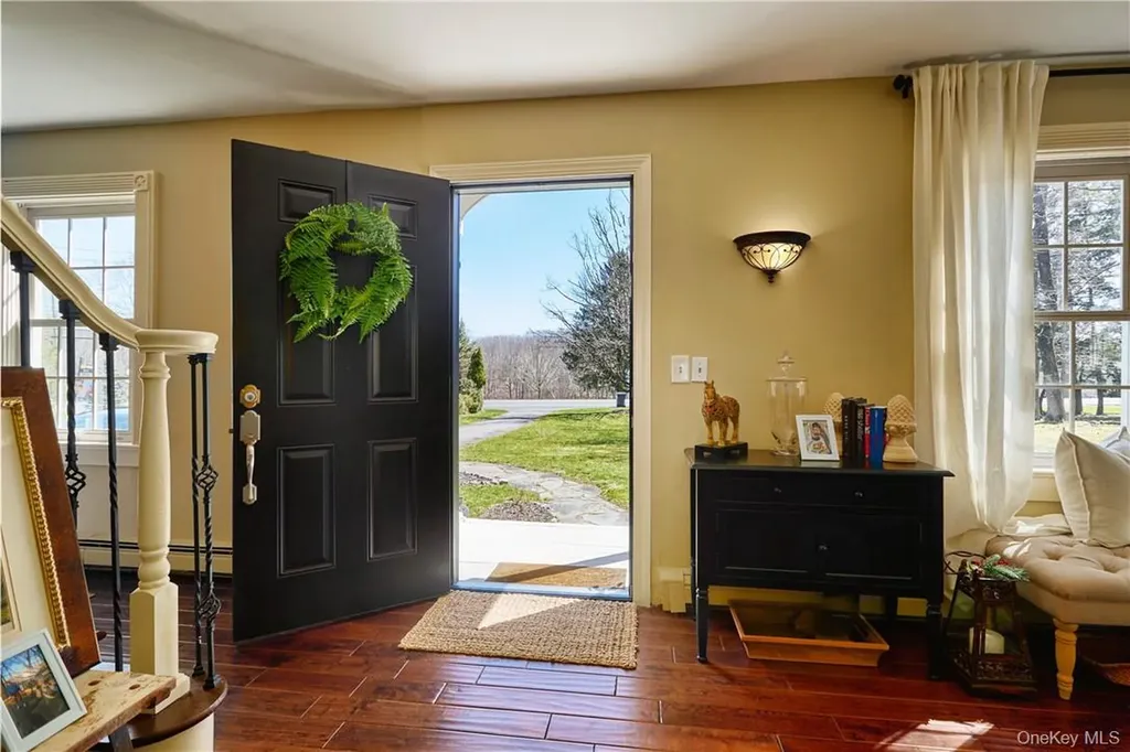49 Maple Avenue Warwick NY 10990