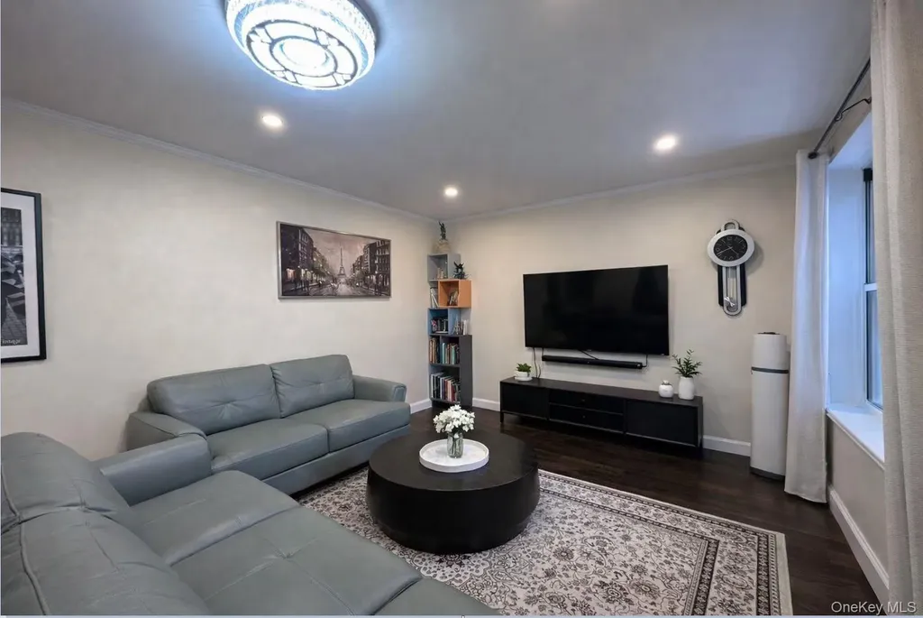 2704 Parsons Boulevard Flushing NY 11354