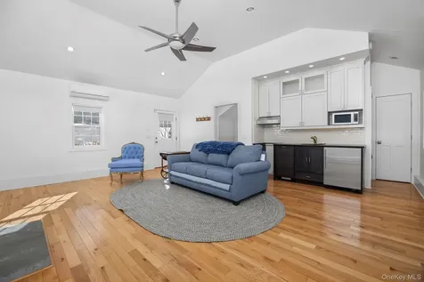 188 Nine Partners Lane Millbrook NY 12545