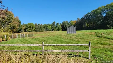 188 Nine Partners Lane Millbrook NY 12545