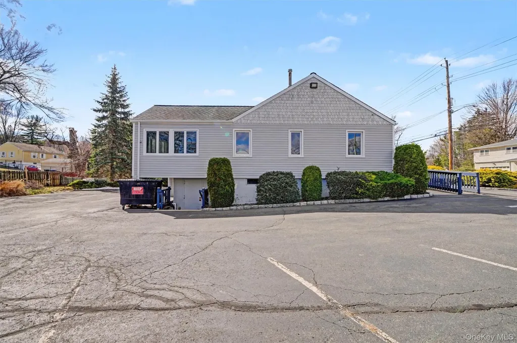 75 Ramapo Road Garnerville NY 10923