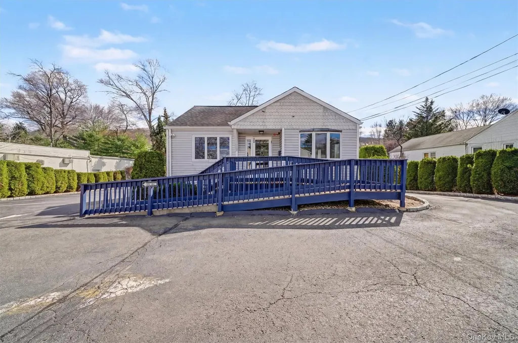 75 Ramapo Road Garnerville NY 10923