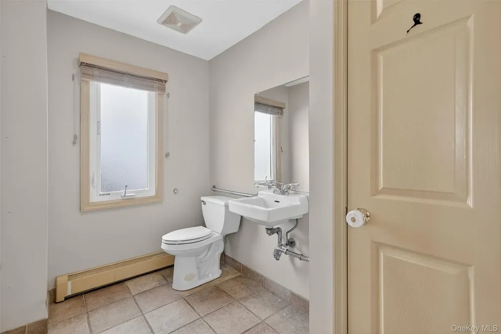75 Ramapo Road Garnerville NY 10923