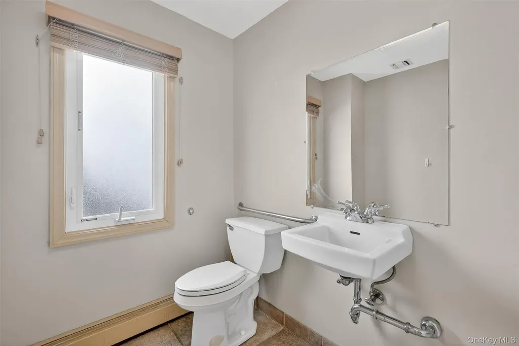 75 Ramapo Road Garnerville NY 10923