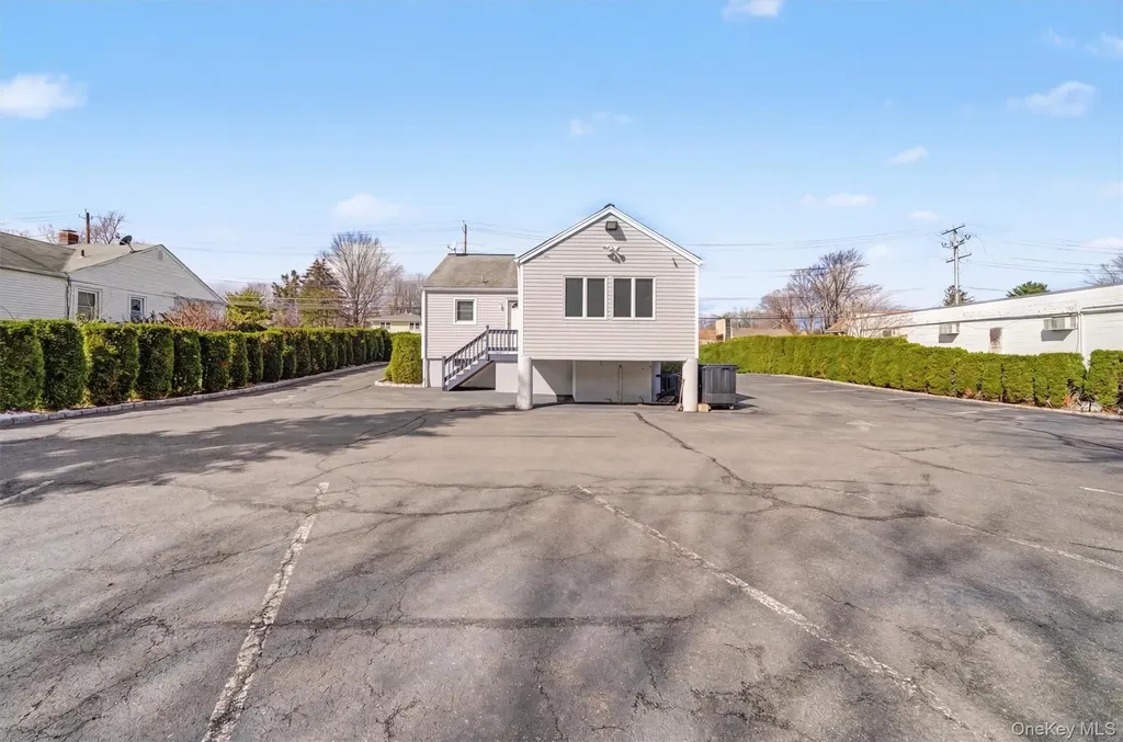 75 Ramapo Road Garnerville NY 10923
