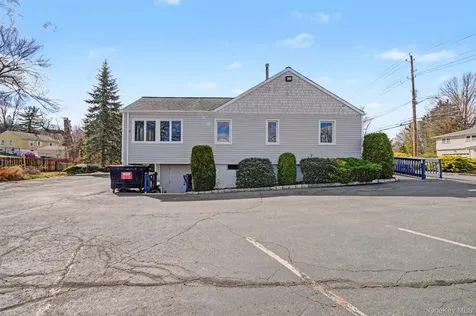 75 Ramapo Road Garnerville NY 10923