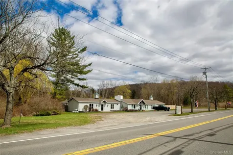 3815-3817 Route 44 Millbrook NY 12545
