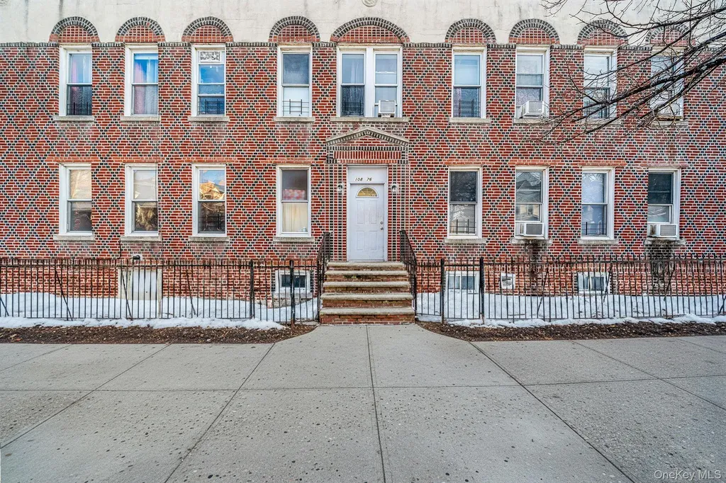10876 38th Avenue Corona NY 11368