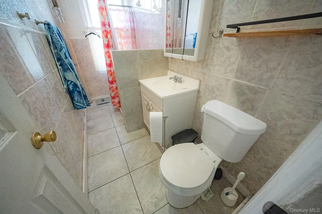 10876 38th Avenue Corona NY 11368