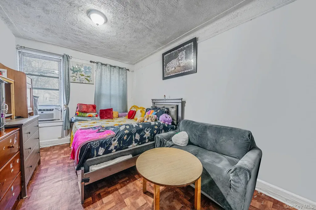 10876 38th Avenue Corona NY 11368