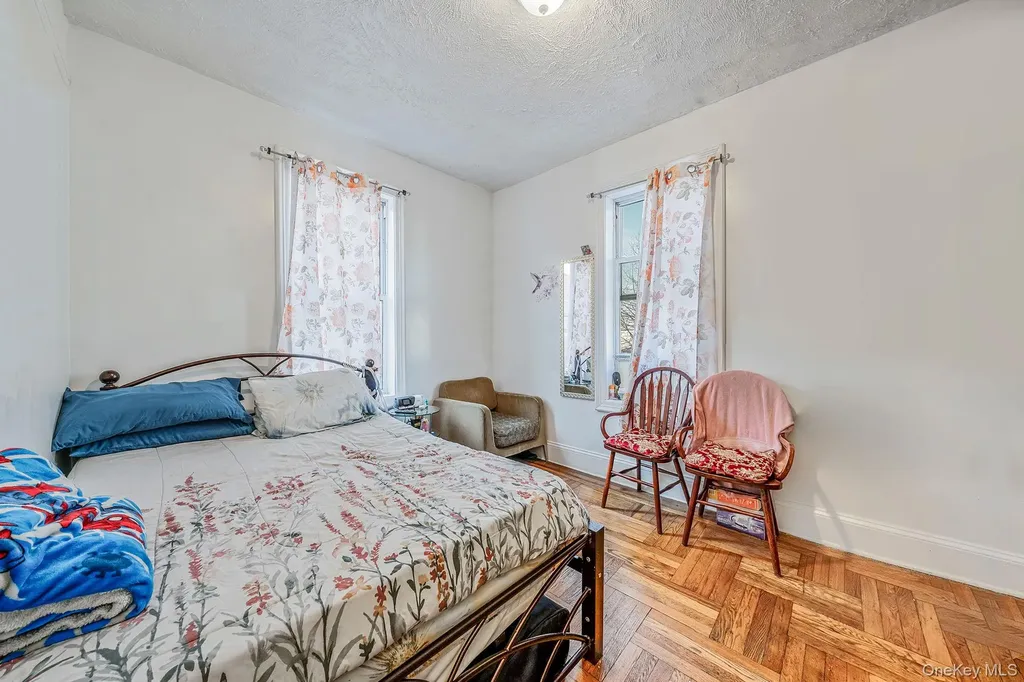 10876 38th Avenue Corona NY 11368
