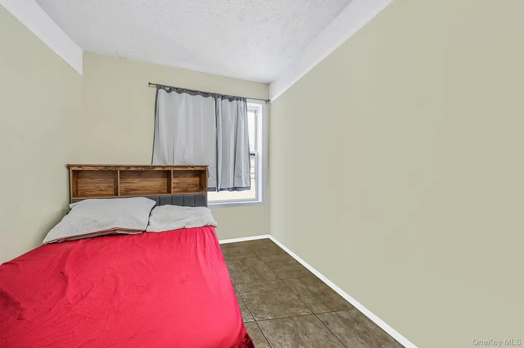 10876 38th Avenue Corona NY 11368