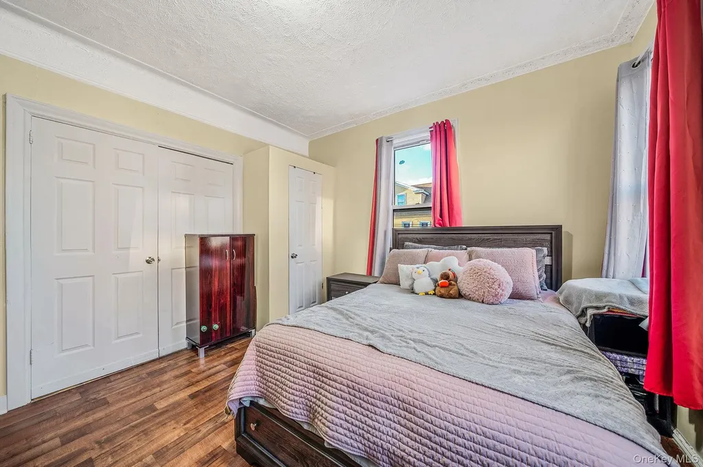 10876 38th Avenue Corona NY 11368