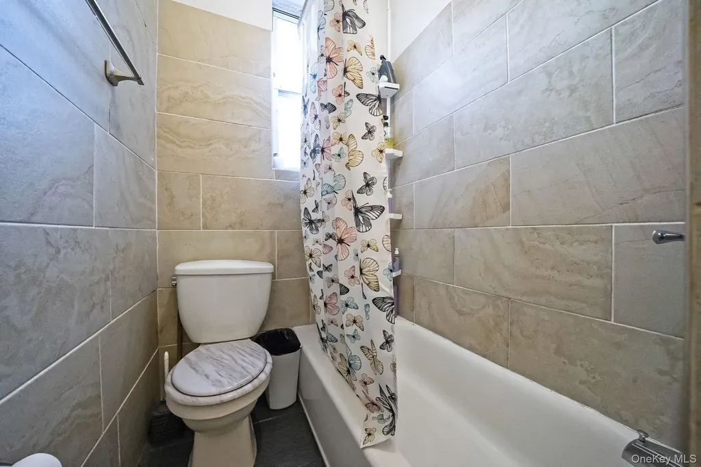 10876 38th Avenue Corona NY 11368