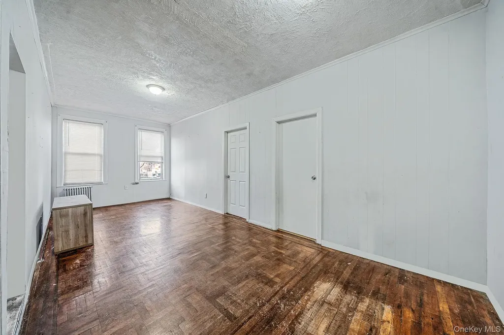 10876 38th Avenue Corona NY 11368