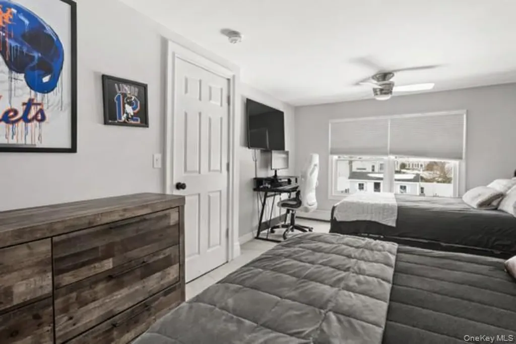 47 Smith Avenue Islip NY 11751