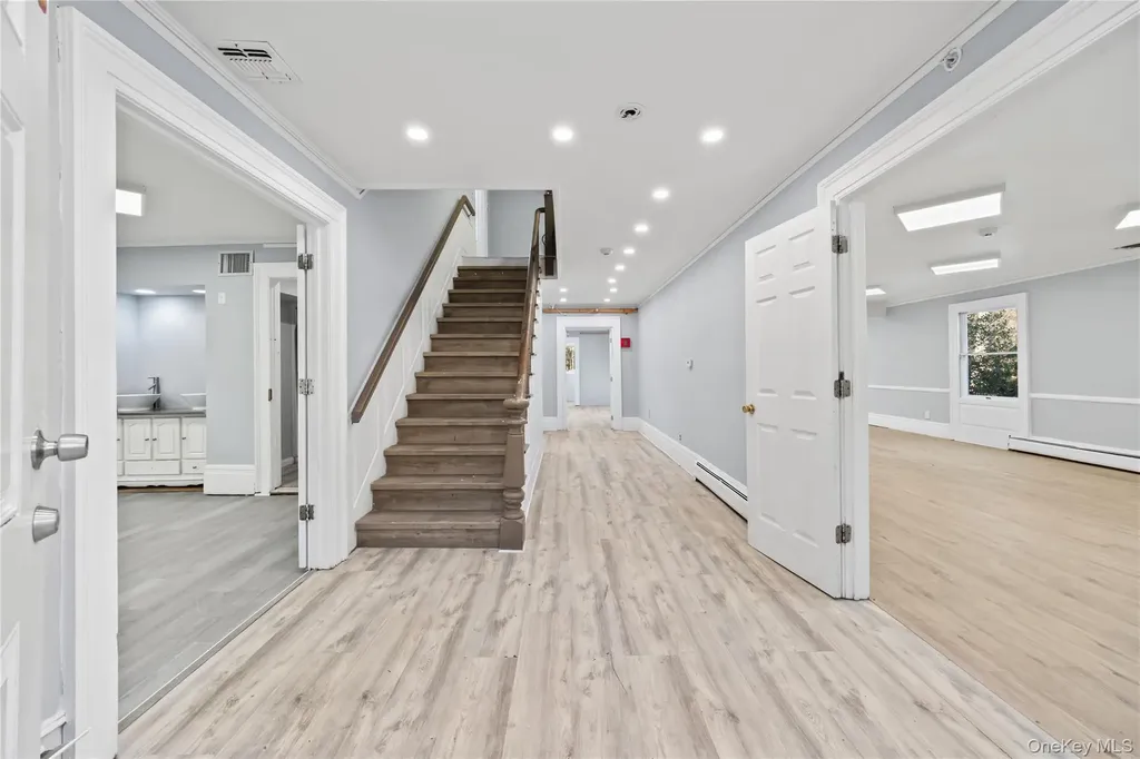 996 Haverstraw Road Suffern NY 10901