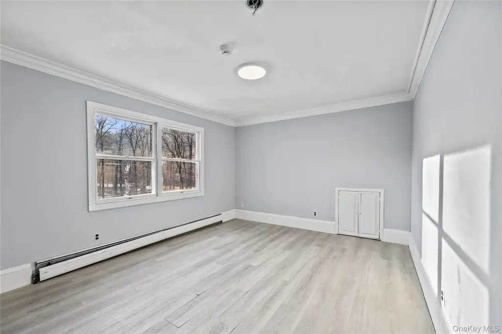 996 Haverstraw Road Suffern NY 10901