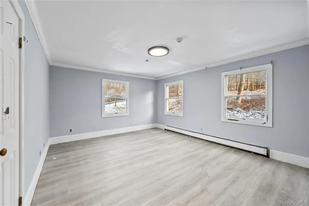 996 Haverstraw Road Suffern NY 10901