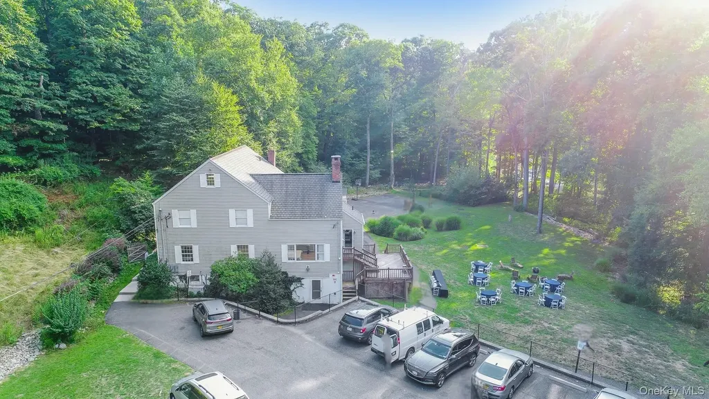 996 Haverstraw Road Suffern NY 10901
