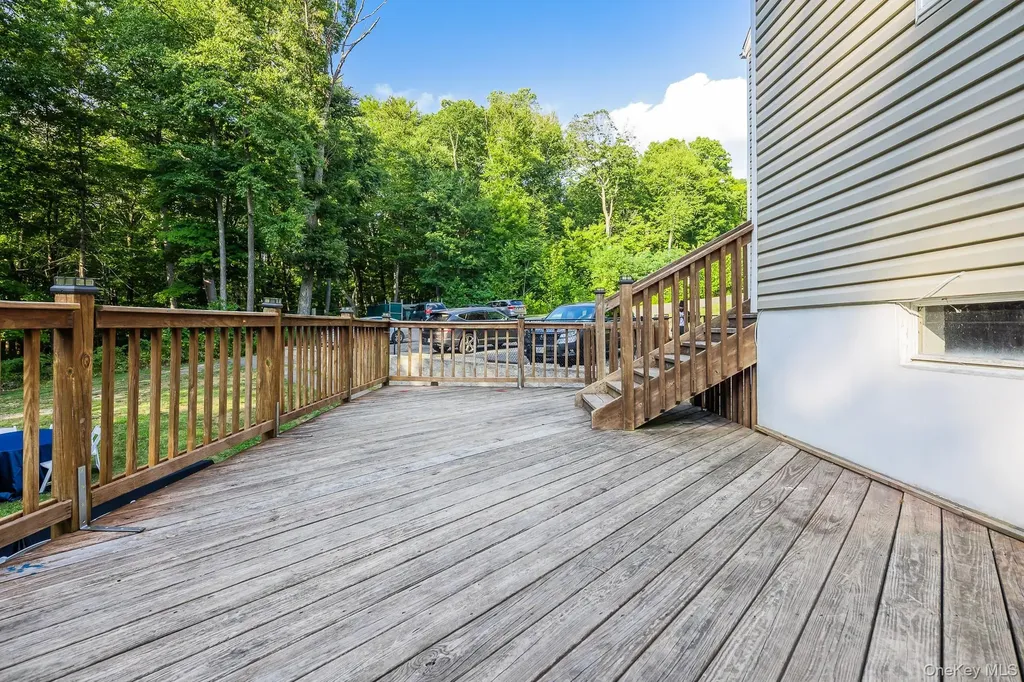996 Haverstraw Road Suffern NY 10901