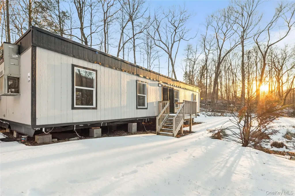 996 Haverstraw Road Suffern NY 10901