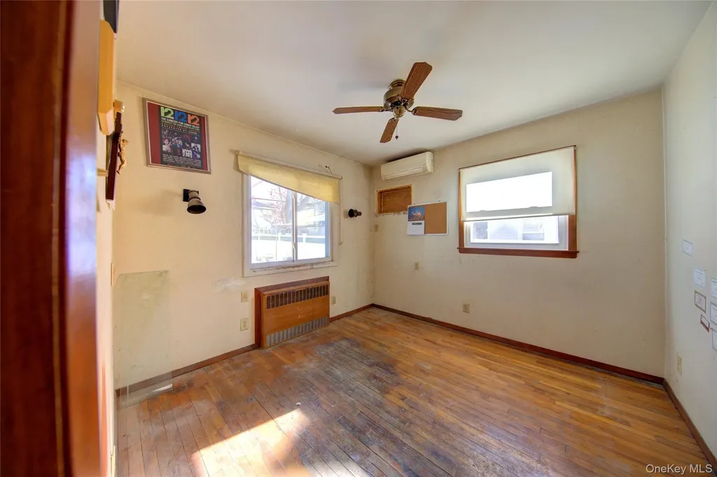 984 Shelburne Drive Franklin Square NY 11010