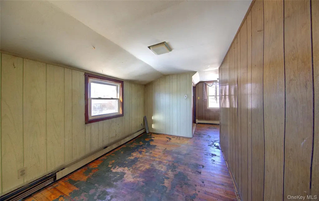 984 Shelburne Drive Franklin Square NY 11010