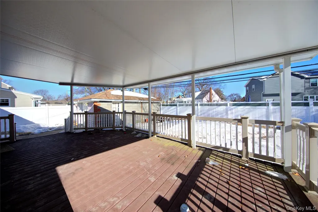 984 Shelburne Drive Franklin Square NY 11010