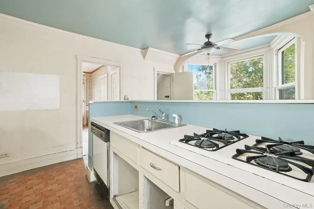172 Main Street Cold Spring NY 10516