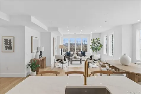 156 Palisade Street Dobbs Ferry NY 10522