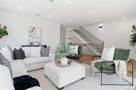 156 Palisade Street Dobbs Ferry NY 10522
