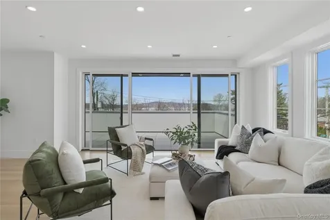 156 Palisade Street Dobbs Ferry NY 10522