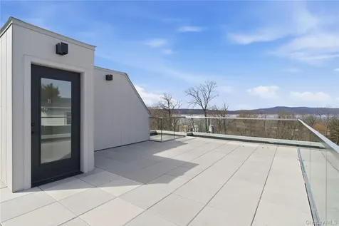 156 Palisade Street Dobbs Ferry NY 10522