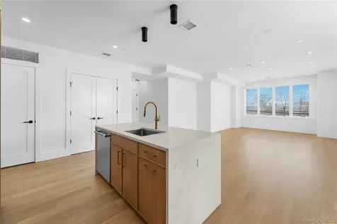 156 Palisade Street Dobbs Ferry NY 10522