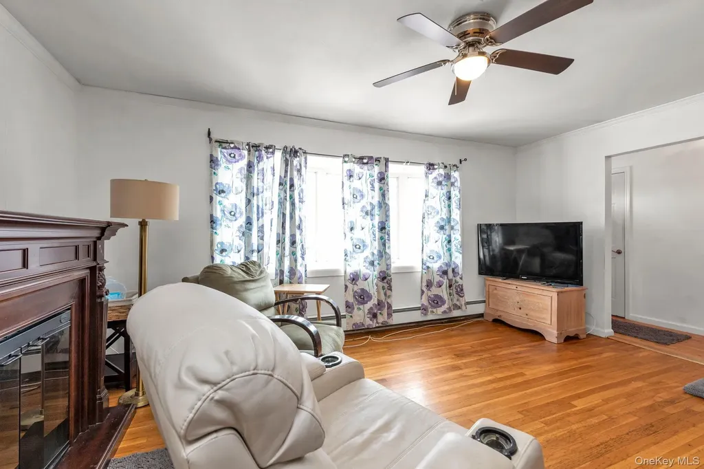 104 Meade Avenue Bethpage NY 11714