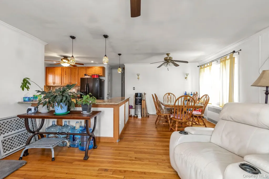104 Meade Avenue Bethpage NY 11714