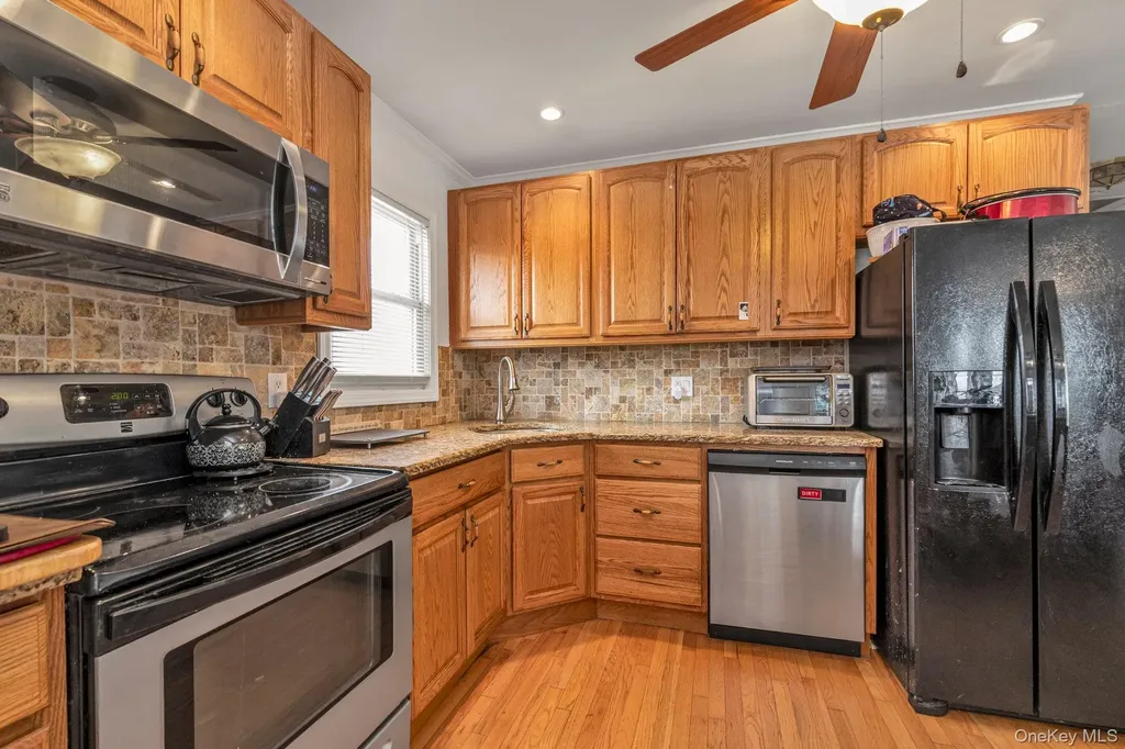 104 Meade Avenue Bethpage NY 11714