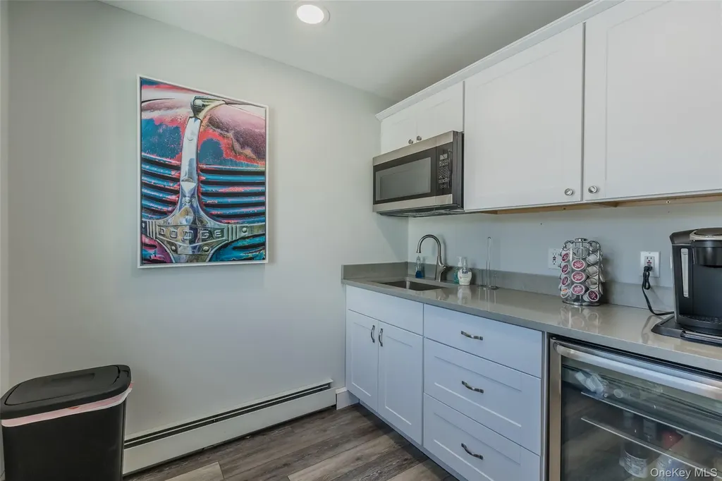128 Carleton Avenue East Islip NY 11730