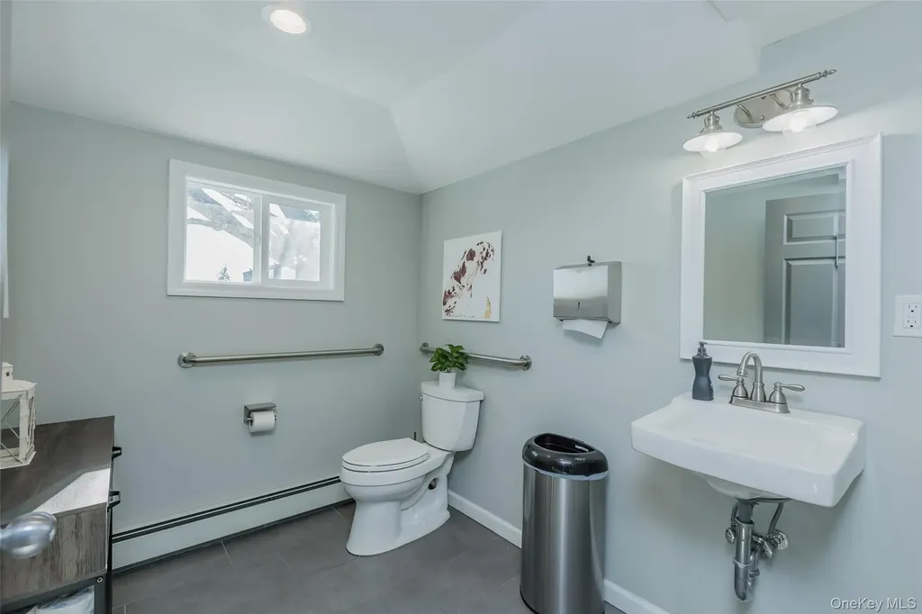 128 Carleton Avenue East Islip NY 11730