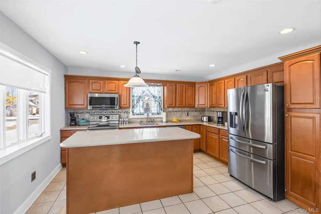 68 Crystal Beach Boulevard Moriches NY 11955