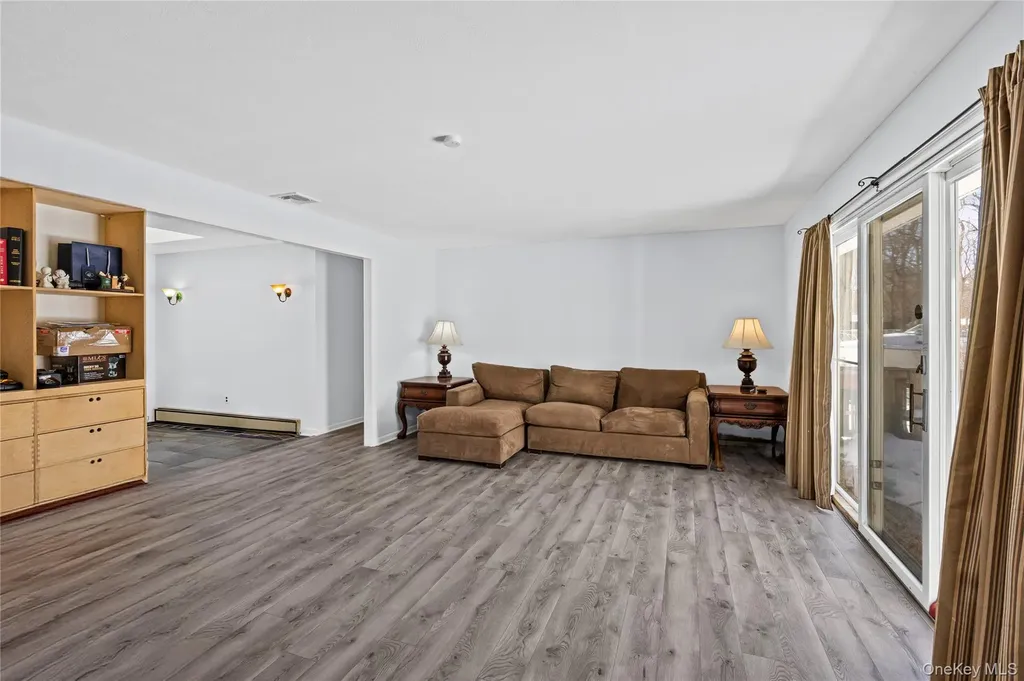 68 Crystal Beach Boulevard Moriches NY 11955