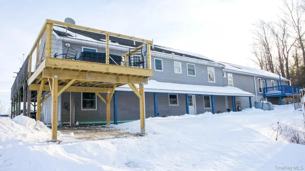 6 Rock View Lane Loch Sheldrake NY 12759
