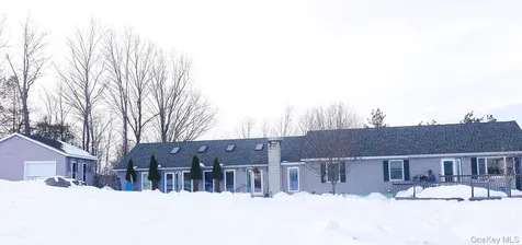 6 Rock View Lane Loch Sheldrake NY 12759