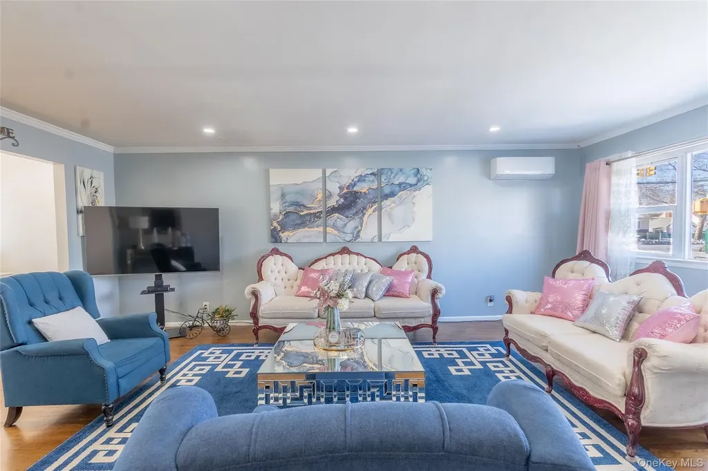 25708 147th Avenue Rosedale NY 11422