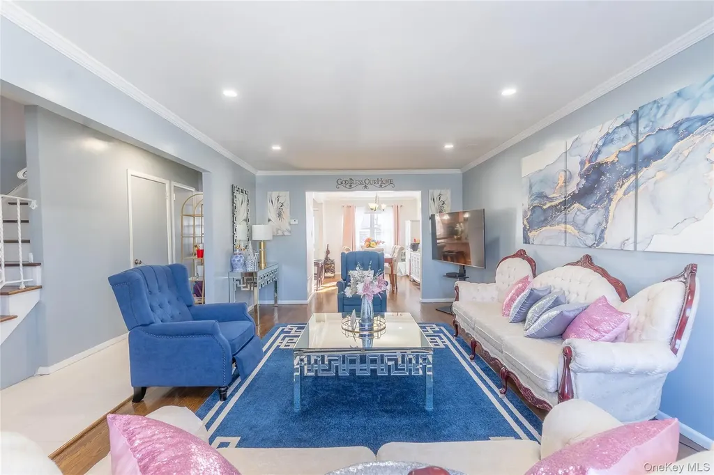 25708 147th Avenue Rosedale NY 11422