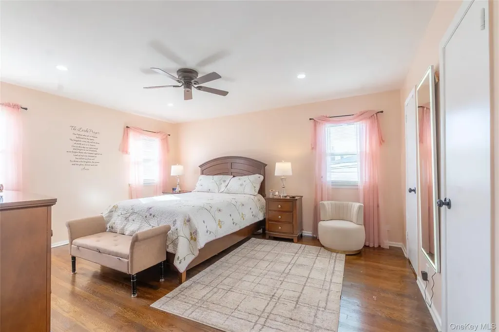 25708 147th Avenue Rosedale NY 11422