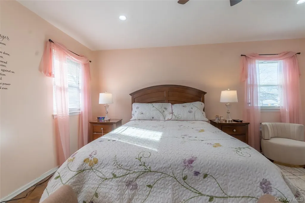25708 147th Avenue Rosedale NY 11422